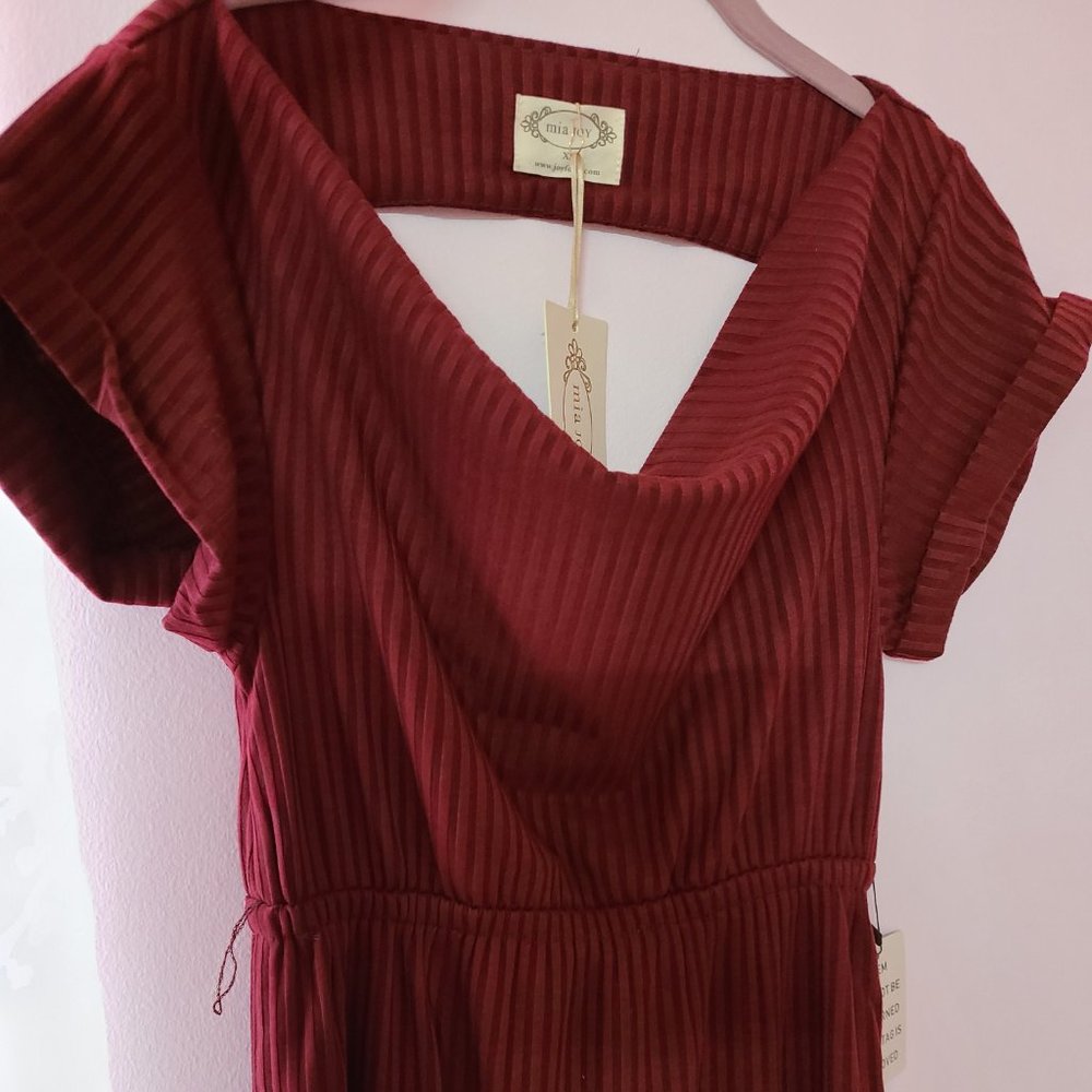 Joyfolie Marnie Dress in Berry XS - Picture 3 of 3